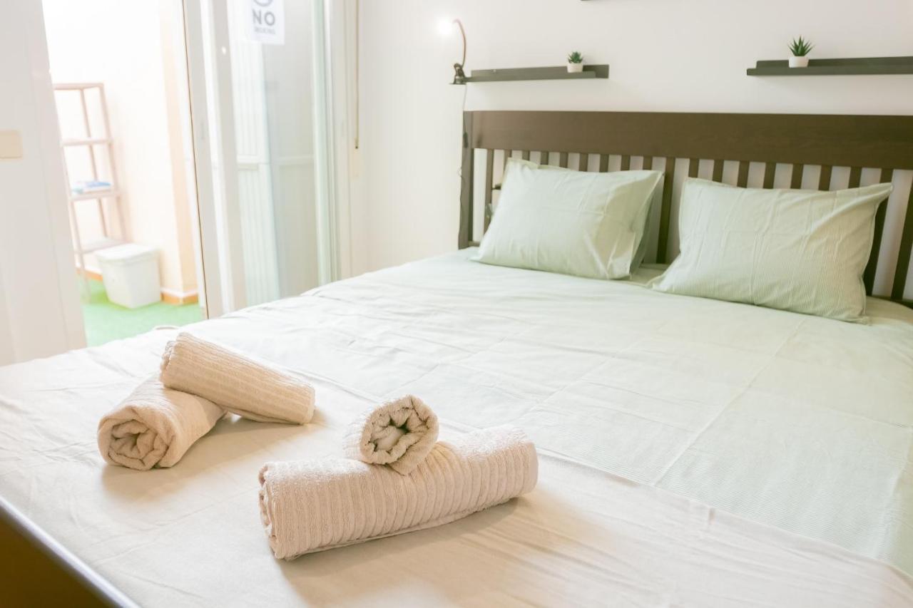 Peaceful Central Apartment Malaga Bagian luar foto